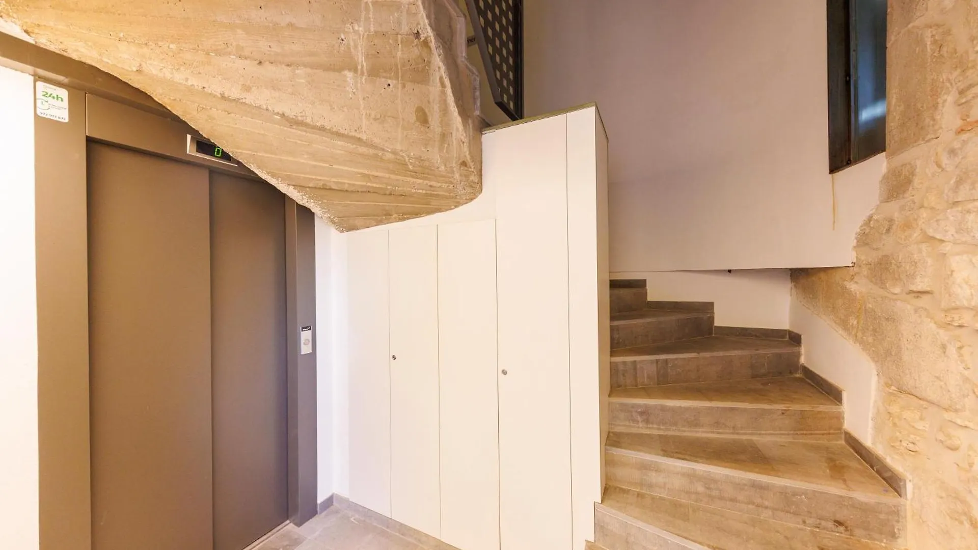 Bravissimo Pont Sant Agusti, Monthly Apartments Gerona España