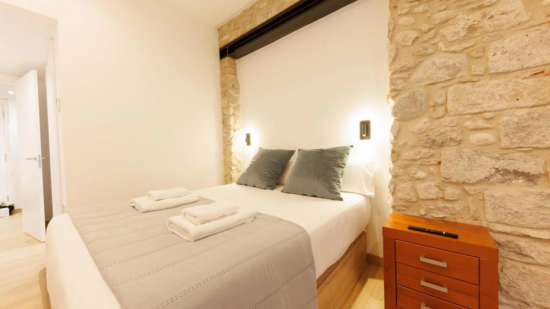 Bravissimo Pont Sant Agusti, Monthly Apartments Gerona
