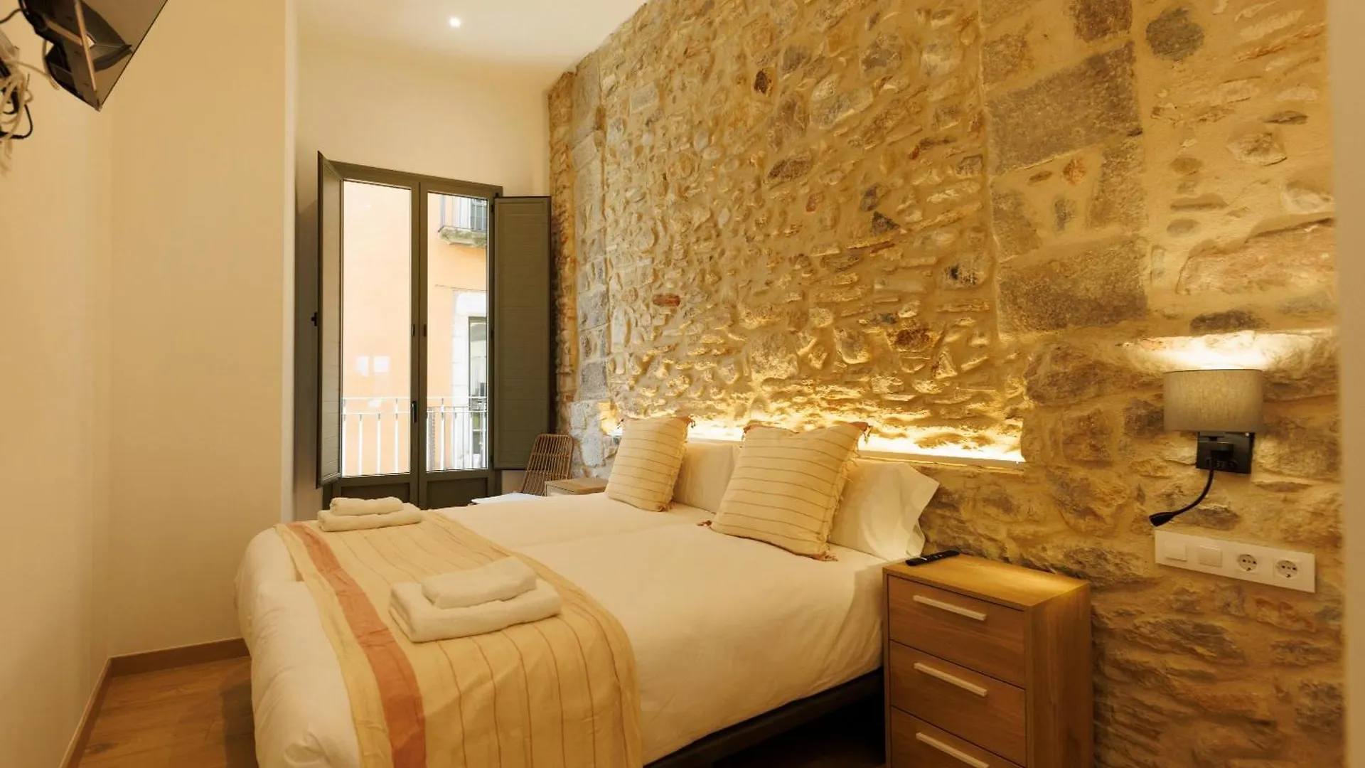 Bravissimo Pont Sant Agusti, Monthly Apartments Gerona