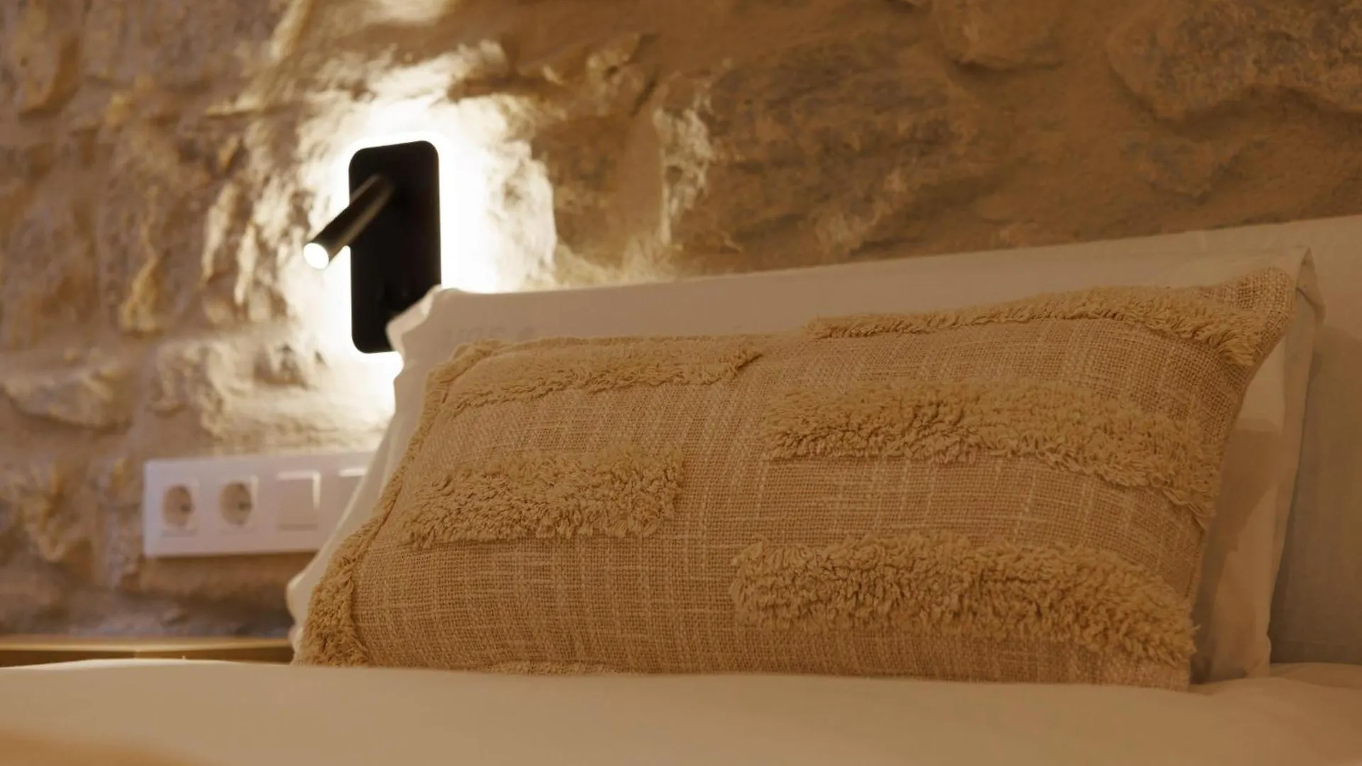 Bravissimo Pont Sant Agusti, Monthly Apartments Gerona