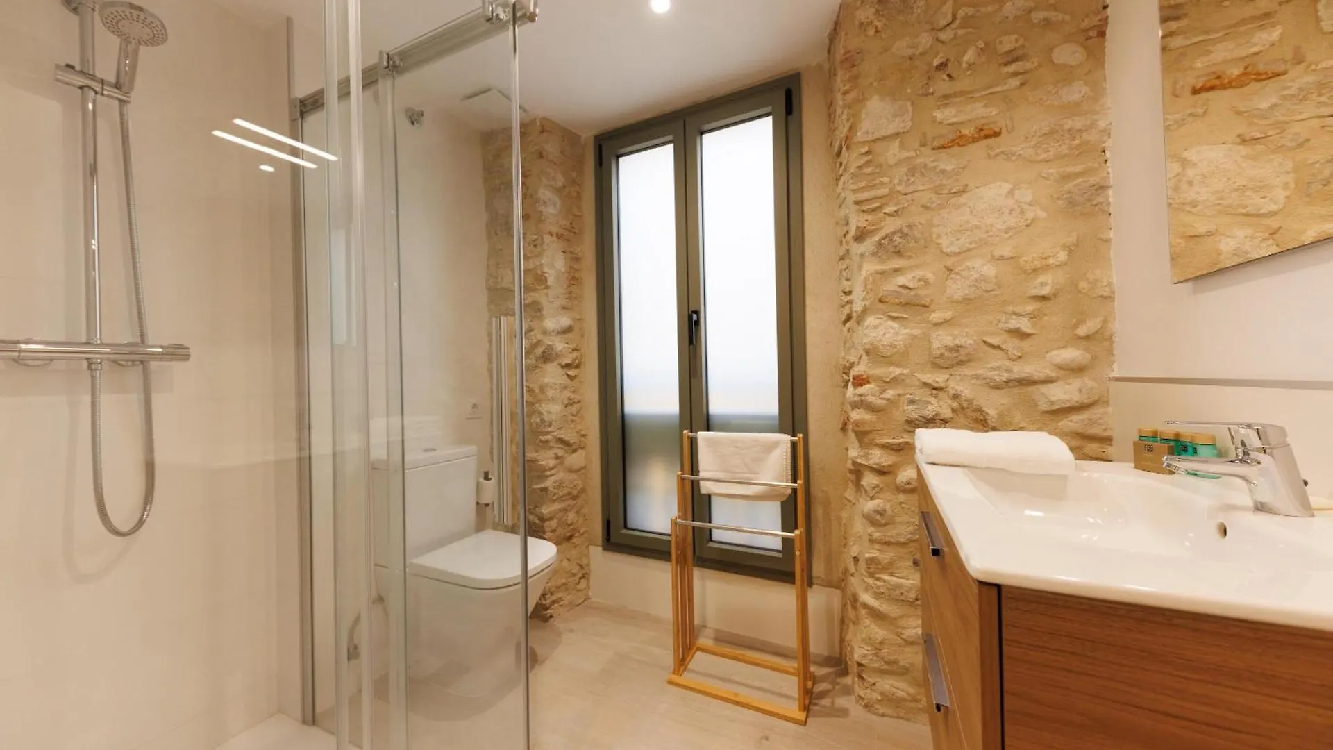 Bravissimo Pont Sant Agusti, Monthly Apartments Girona